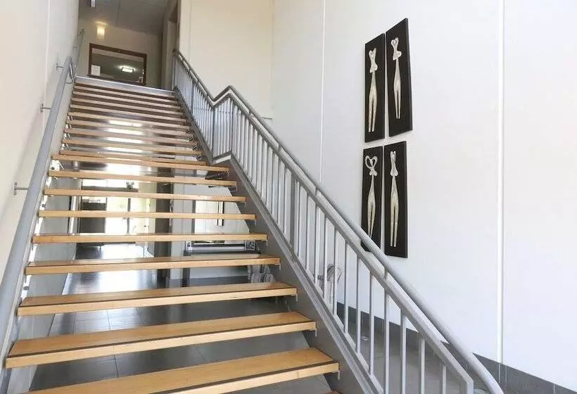 Centrepoint Apartments Griffith