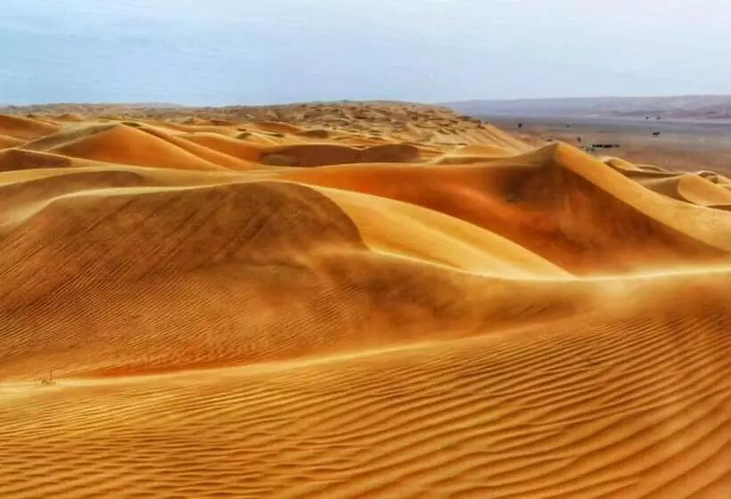 هتل Alsarmadi Desert Camp