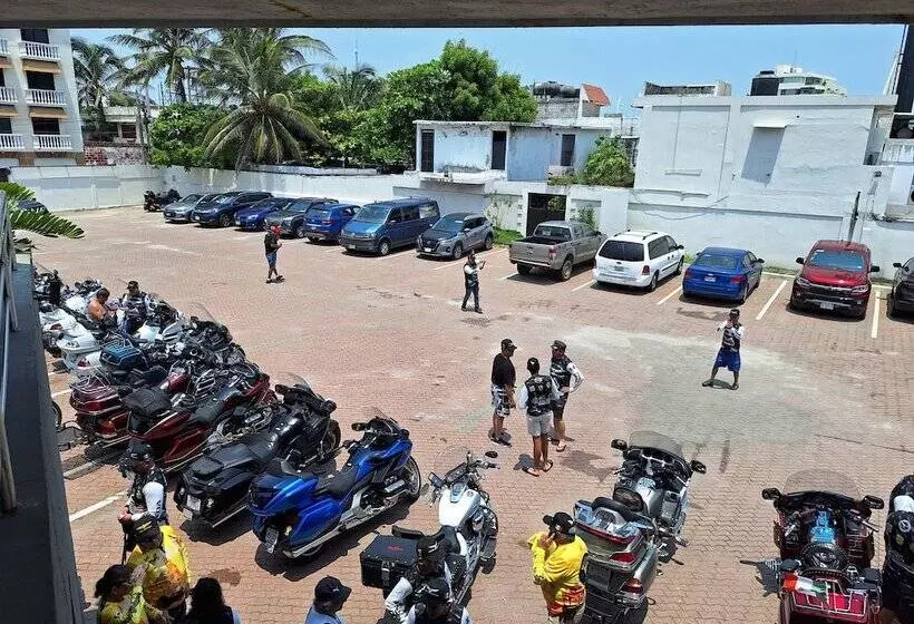 هتل Costa Verde