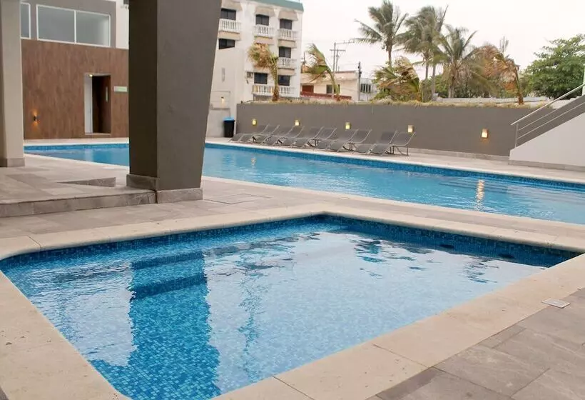 هتل Costa Verde