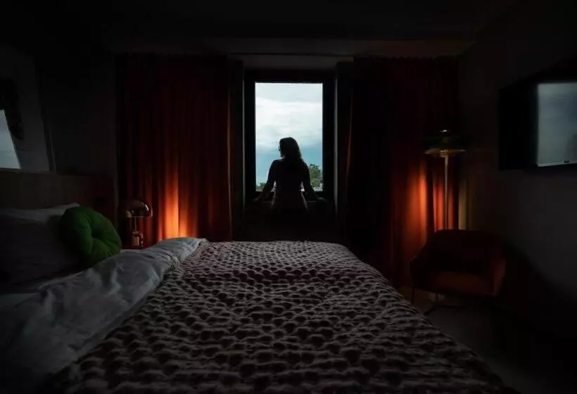 Koncept Hotel International