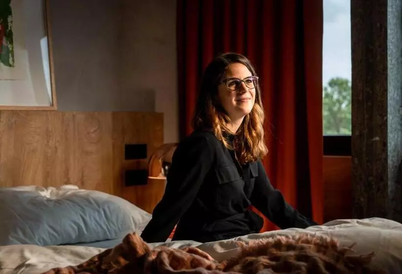 Koncept Hotel International