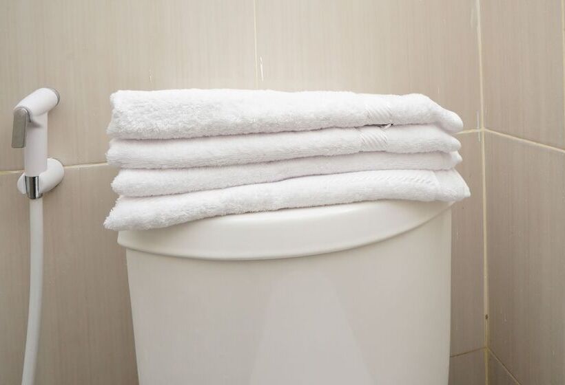 Отель Nindy Homestay By Oyo Rooms