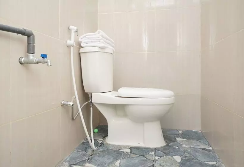 Hotelli Nindy Homestay By Oyo Rooms