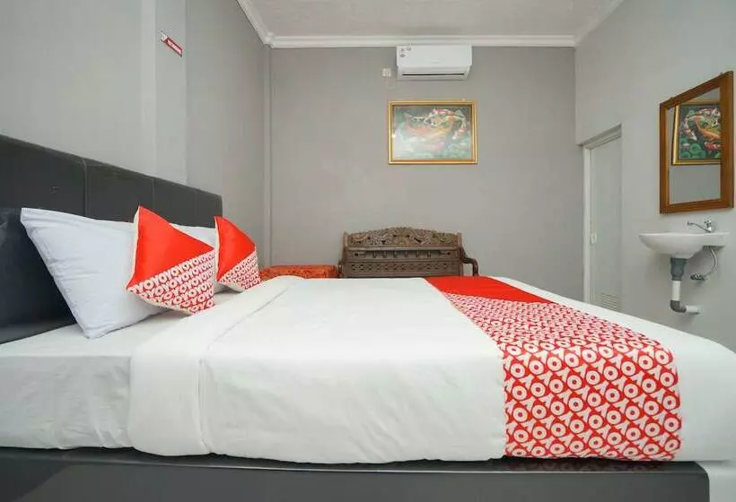 Hotelli Nindy Homestay By Oyo Rooms