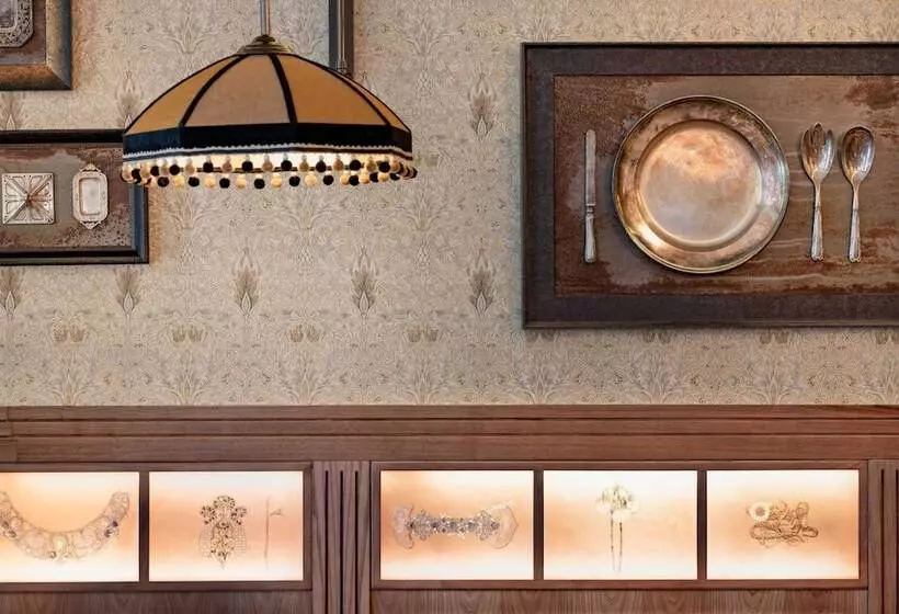 ホテル Palacio Santa Clara, Autograph Collection