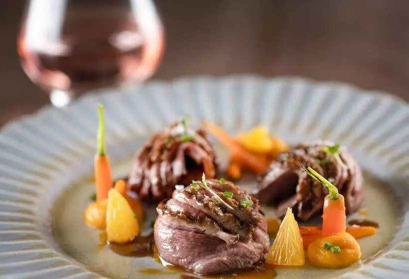 ホテル Palacio Santa Clara, Autograph Collection