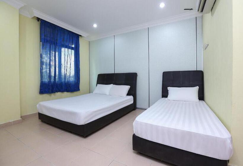 هتل Spot On 89857 Azra Inn Rumah Tumpangan