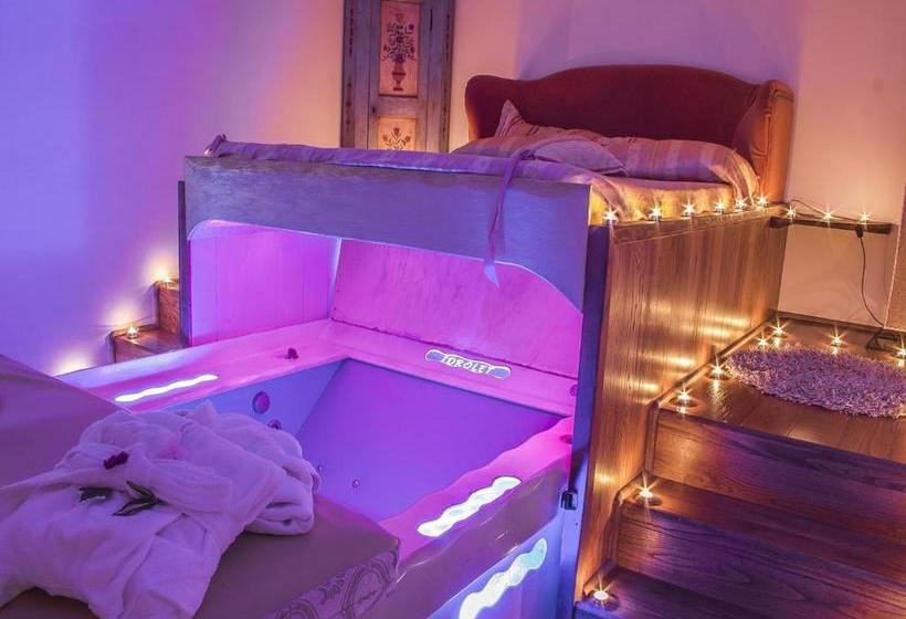 Il Nido D Amore   Lorenzana Colombaie