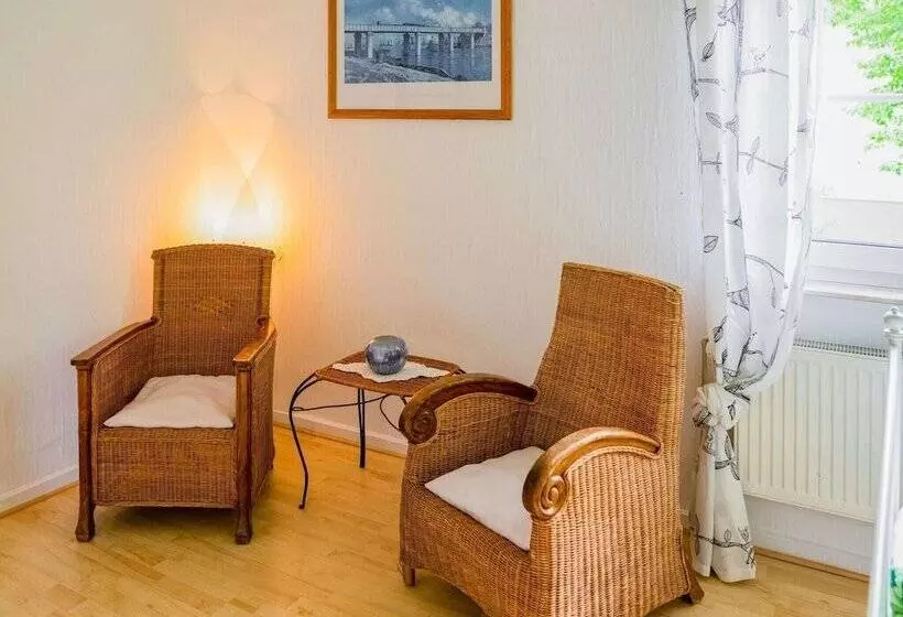 Luxurious Apartment In Medebach Near Public Pool