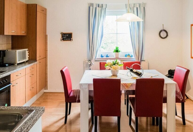 Luxurious Apartment In Medebach Near Public Pool