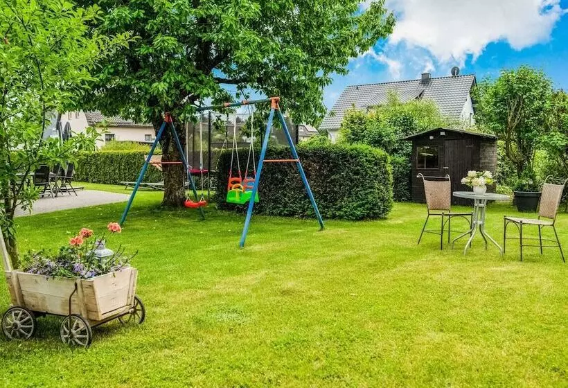 Luxurious Apartment In Medebach Near Public Pool