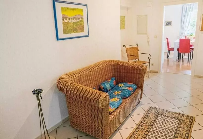 Luxurious Apartment In Medebach Near Public Pool