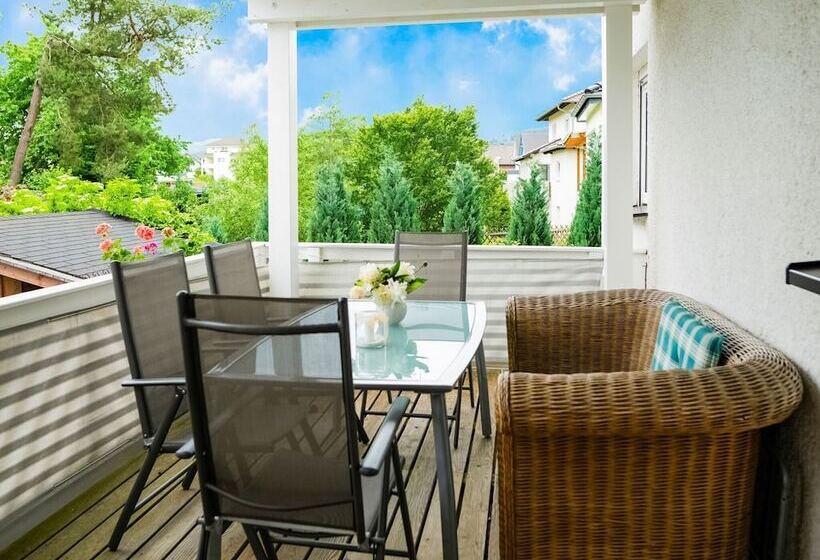 Luxurious Apartment In Medebach Near Public Pool