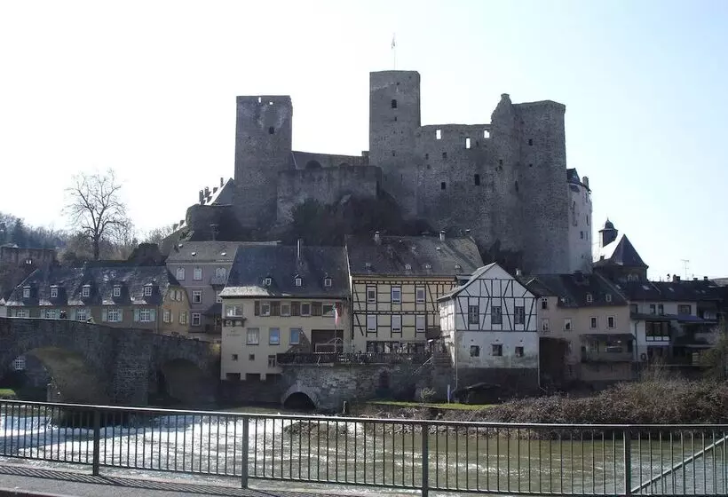 Apartment With Private Terrace In Runkel