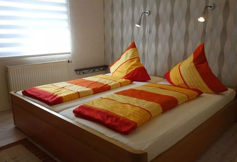 Apartment With Private Terrace In Runkel