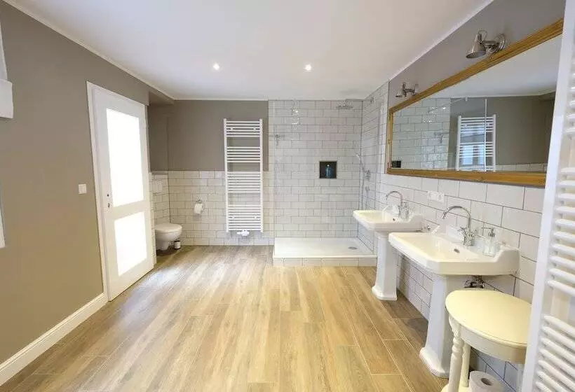 Boutique Charme Apartments 14