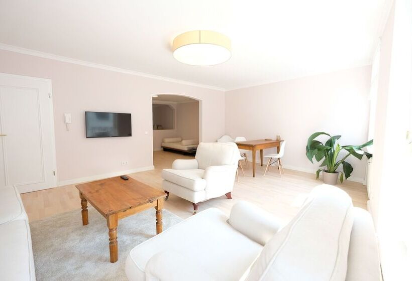 Boutique Charme Apartments 14