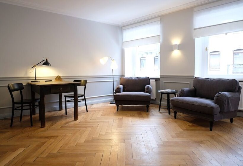 Boutique Charme Apartments 14