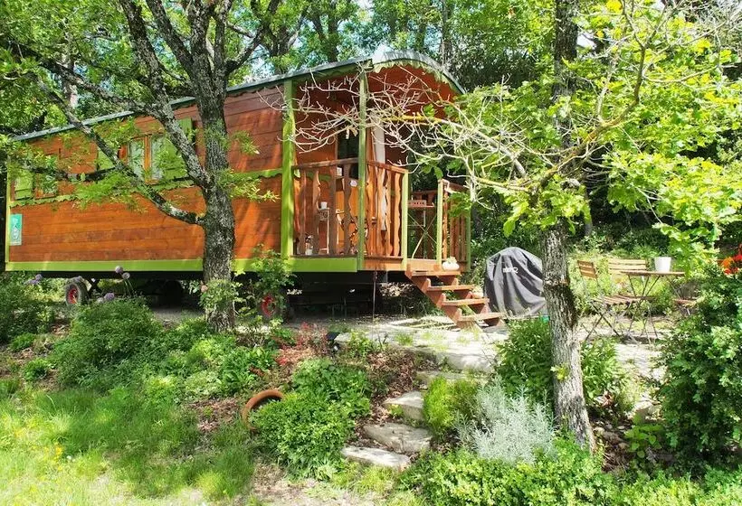 ホテル La Roulotte De Cabrières