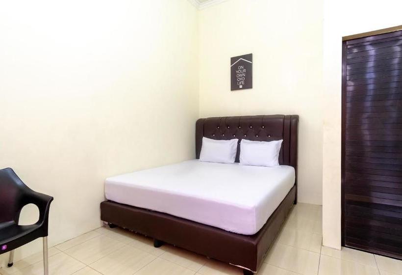 هتل Oyo Life 3079 Cahaya Kost