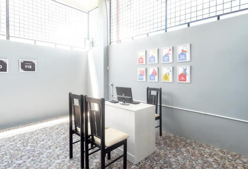 هتل Oyo Life 3079 Cahaya Kost