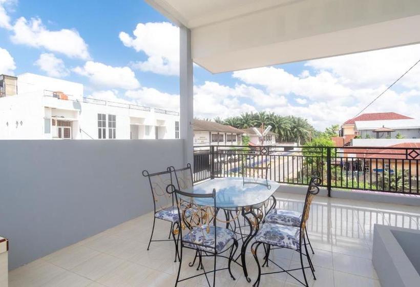 هتل Oyo Life 3079 Cahaya Kost