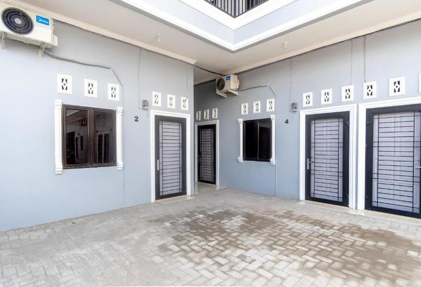 هتل Oyo Life 3079 Cahaya Kost