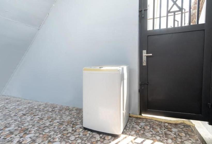 هتل Oyo Life 3079 Cahaya Kost