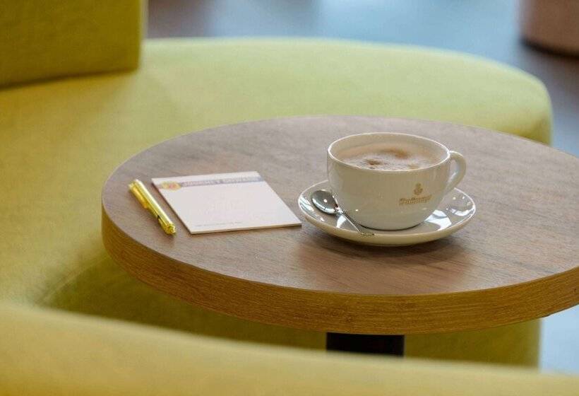 Hotel Super 8 By Wyndham Augsburg