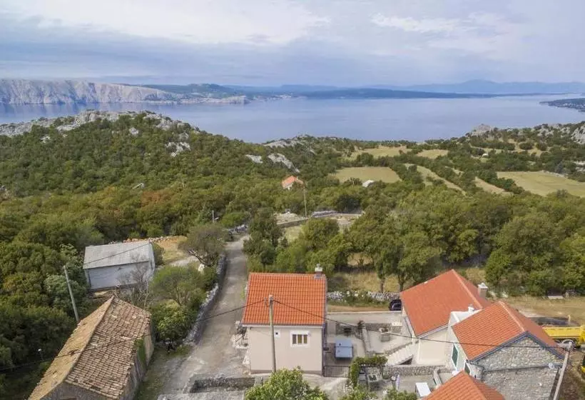House Elwira