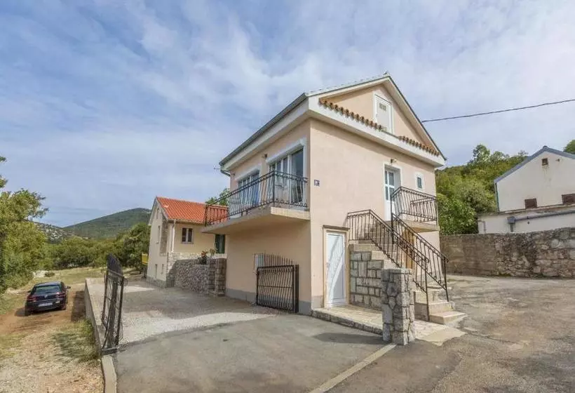 House Elwira