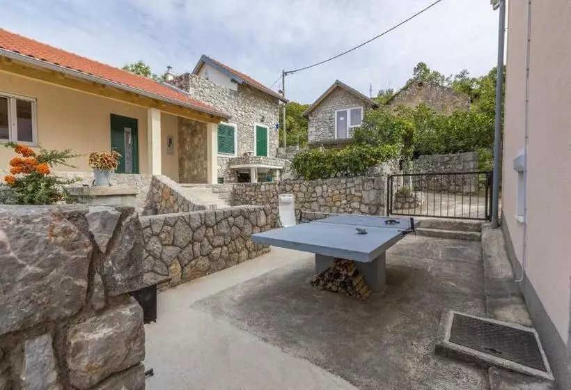 House Elwira