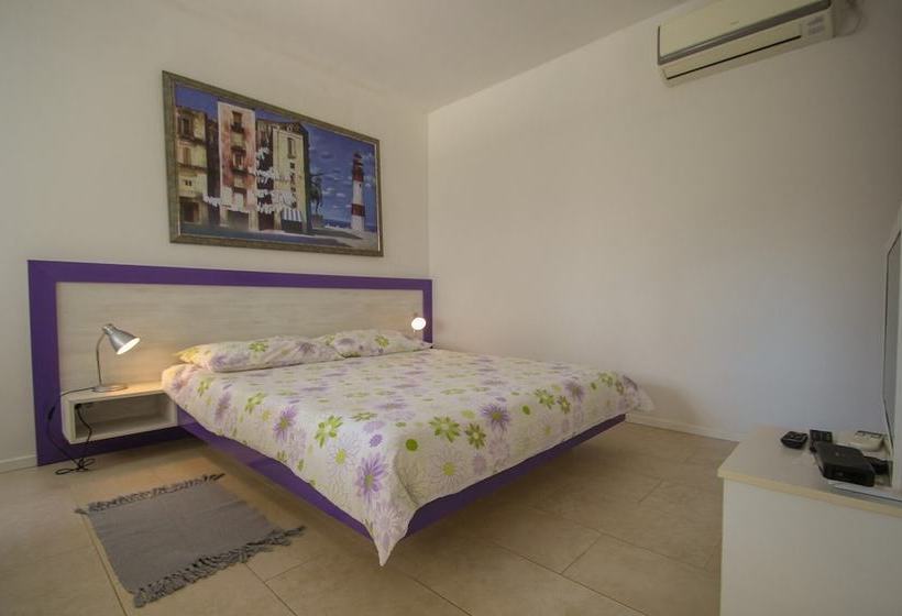 Apartments Karmen Maria