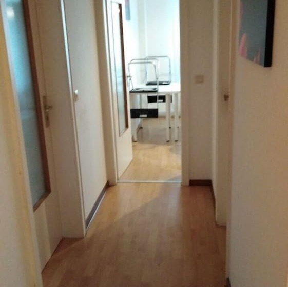 Пансион Gästezimmer Düsseldorf 1