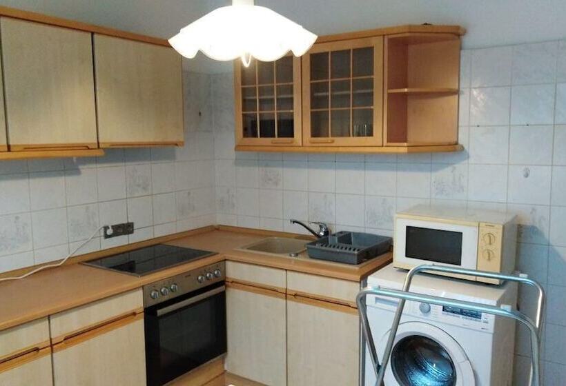 Пансион Gästezimmer Düsseldorf 1