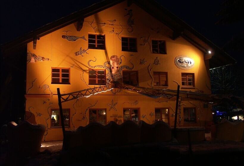 Schiff Bihlerdorf   Hostel