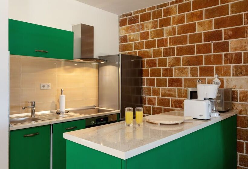 Villa Dubrava Tranquil Retreat Nestled In An Olive Grove For Serene Escapes