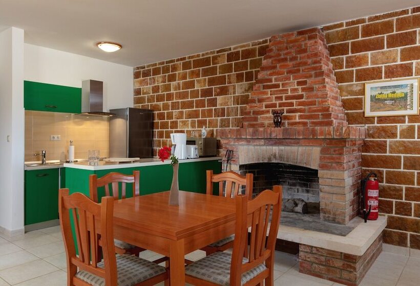 Villa Dubrava Tranquil Retreat Nestled In An Olive Grove For Serene Escapes