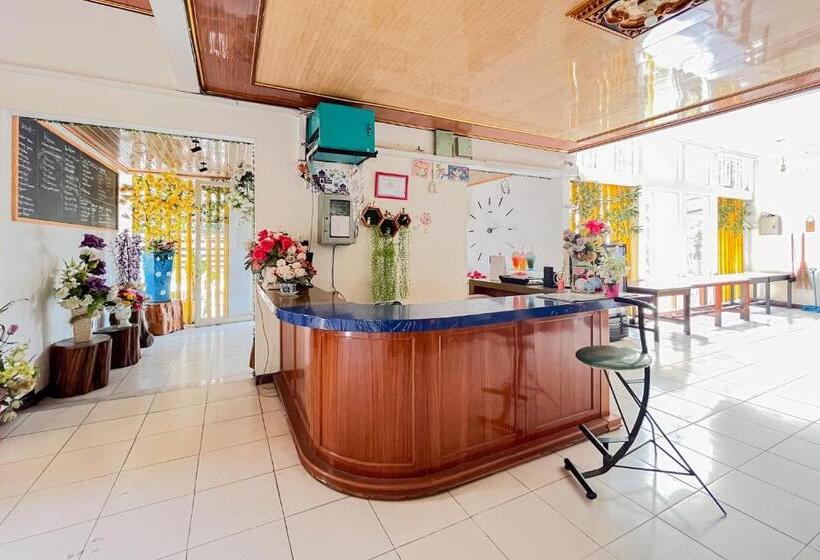 호텔 Papa Kana Farm Mitra Reddoorz At Pacet Mojokerto