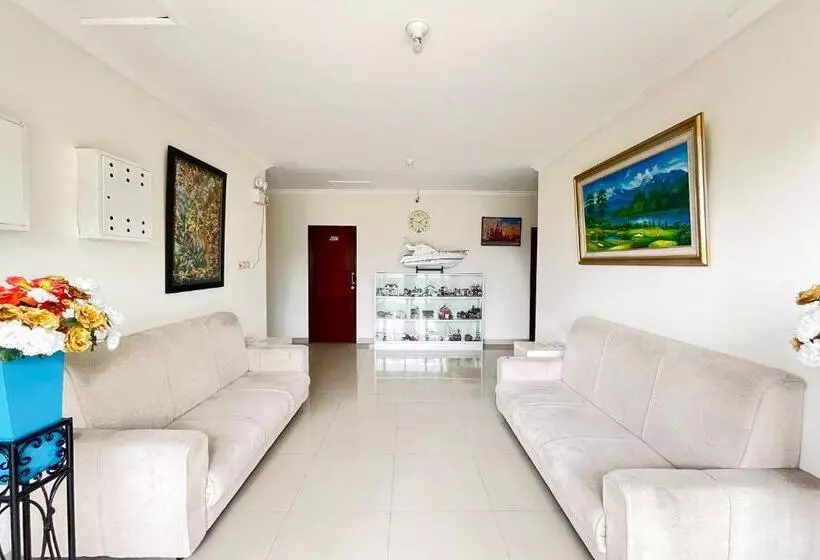 Hotelli Papa Kana Farm Mitra Reddoorz At Pacet Mojokerto