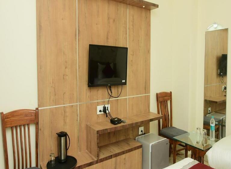 هتل Shakun Palace