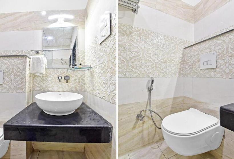 هتل Shakun Palace