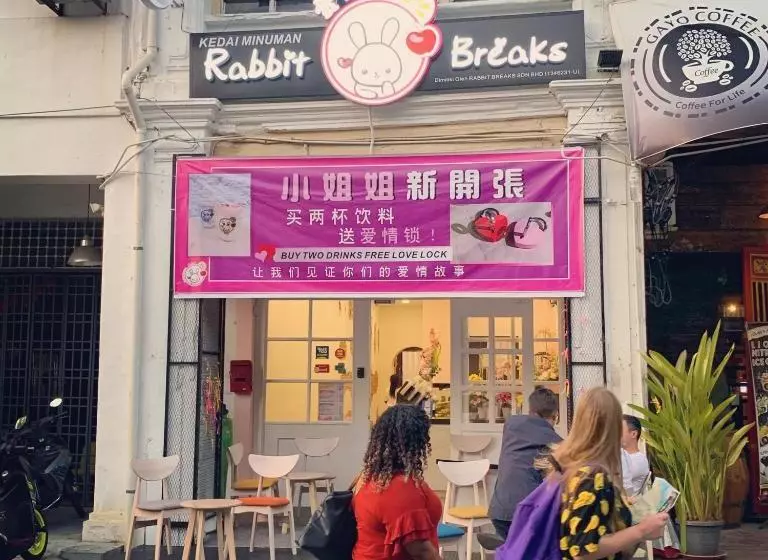 Rabbit Breaks Penang  Hostel