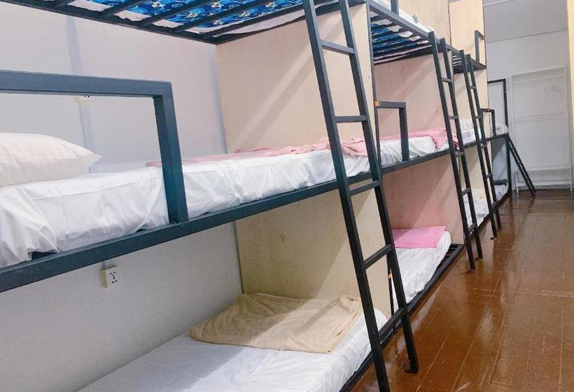 Rabbit Breaks Penang  Hostel