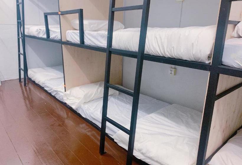 Rabbit Breaks Penang  Hostel