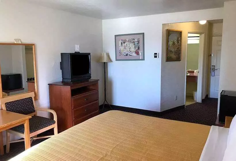 בית מלון כפרי Americas Best Value Inn Dunnigan