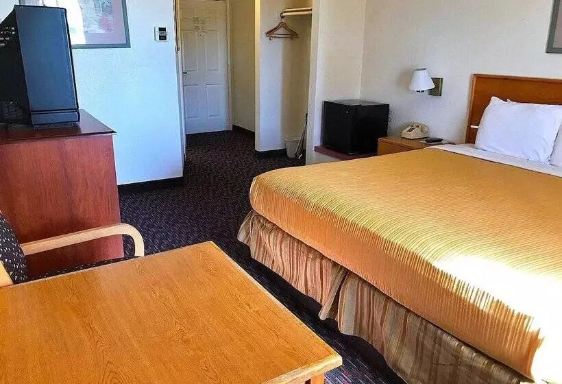 בית מלון כפרי Americas Best Value Inn Dunnigan