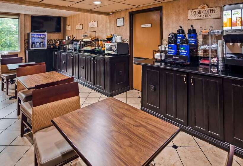 호텔 Best Western Hazlet Inn