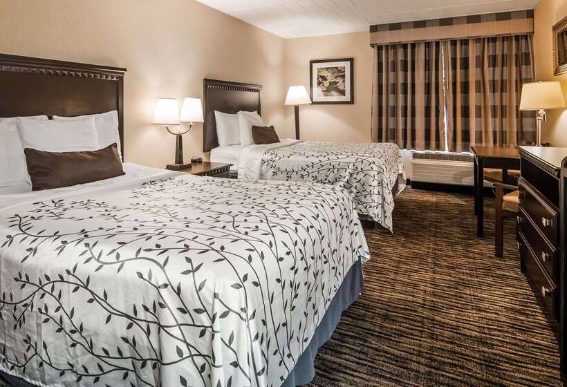 호텔 Best Western Hazlet Inn
